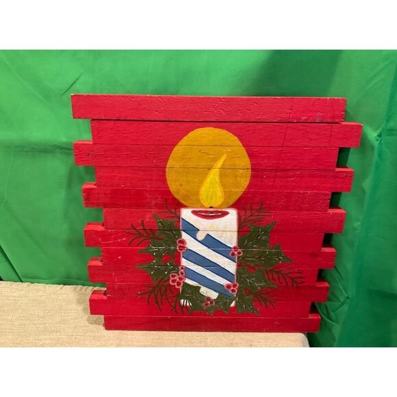 Rustic Hand Painted Red Wood Wall Decor Christmas Candle Mistletoe Image - Picture 1 of 4